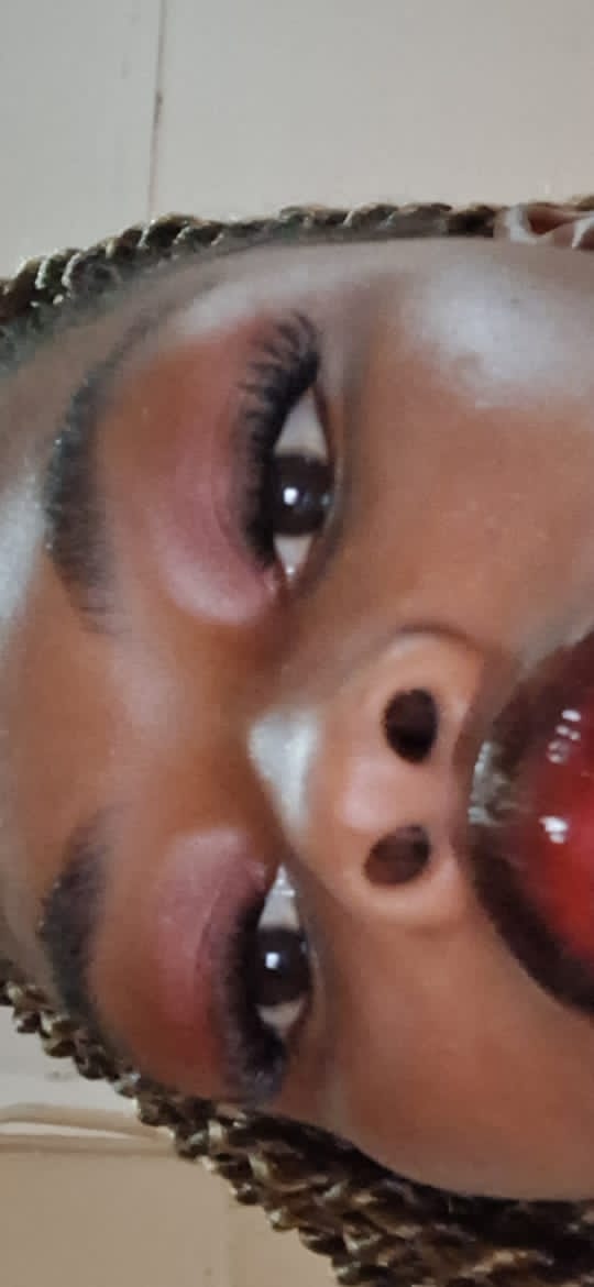 Eyelash Installation