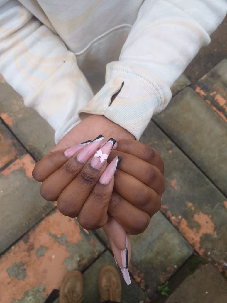 Nail Art & Extensions